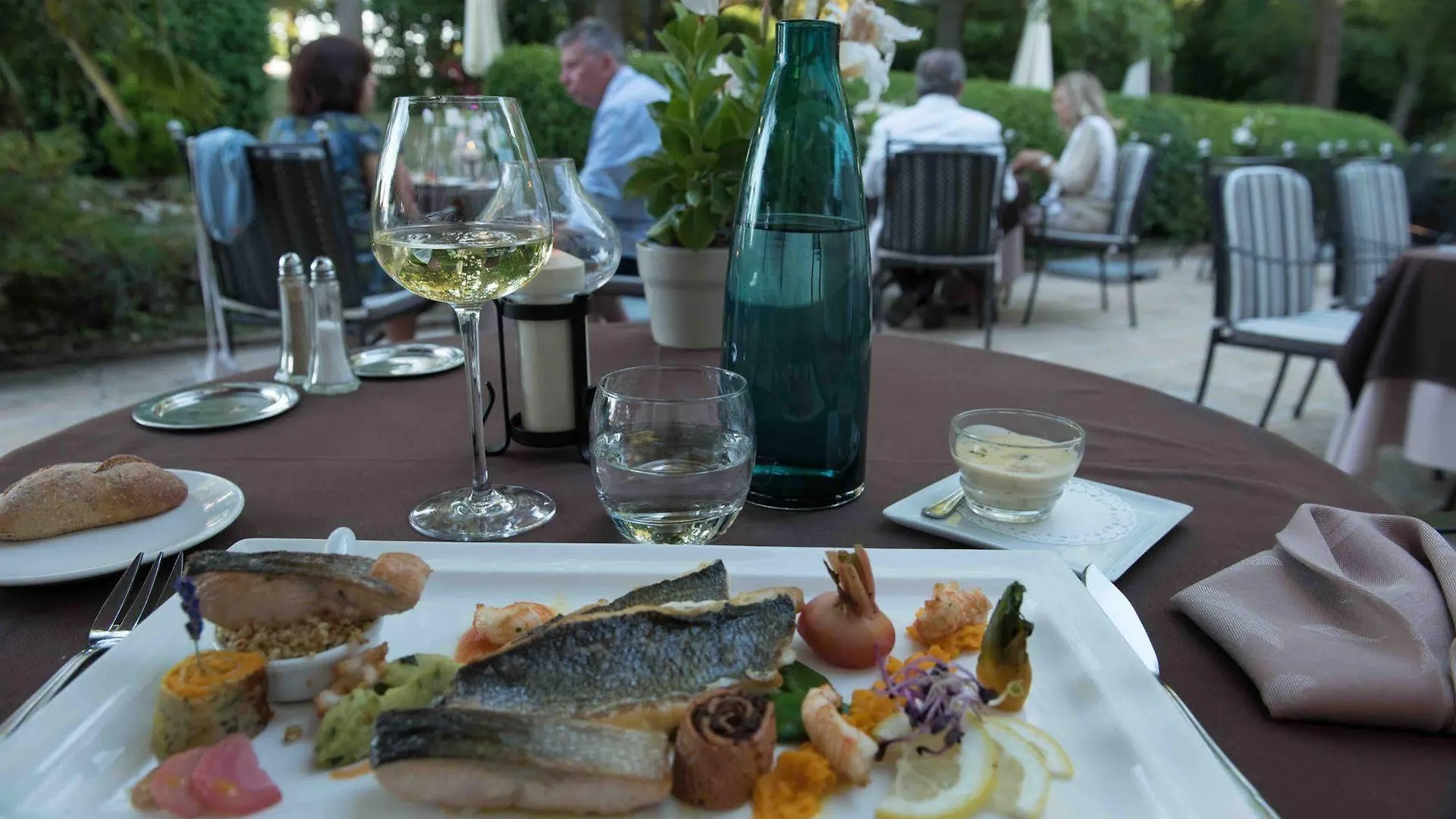 *** Hotel Chateau De L'Hoste Saint-Beauzeil France